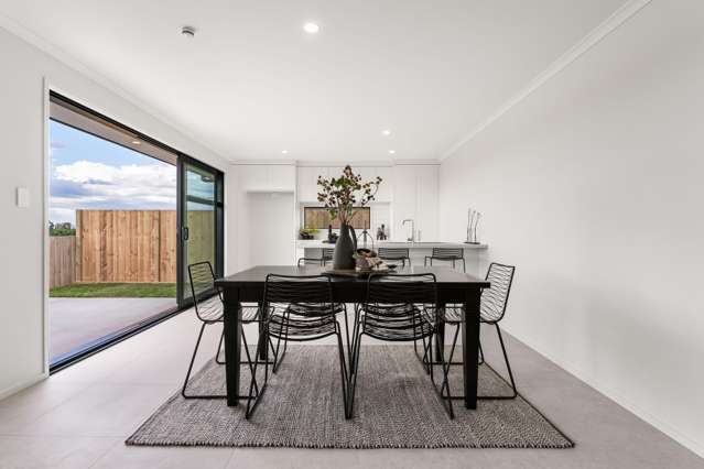 21 Cowell Crescent Pyes Pa_2