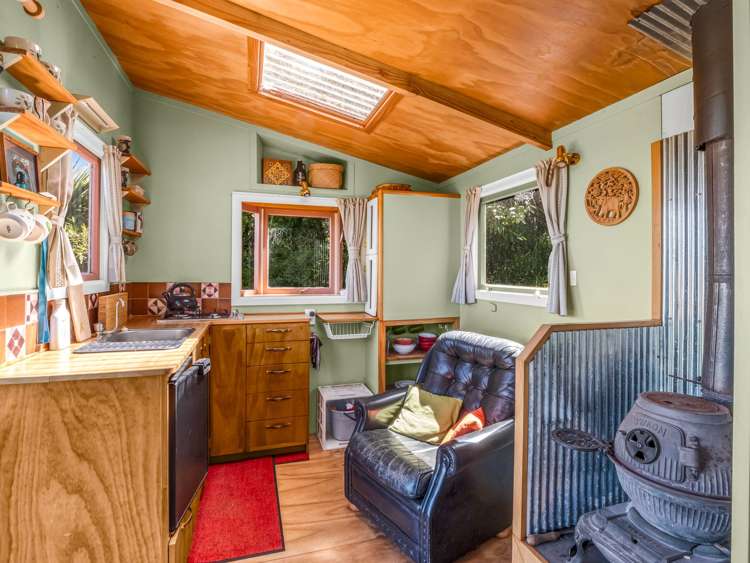 125 Coast Road Warrington_5