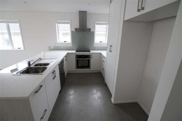 265 Alec Craig Way Gulf Harbour_13