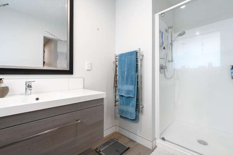 32 Fairfax Crescent Pyes Pa_11