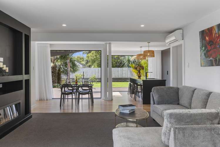 145 Seaview Road Westown_16