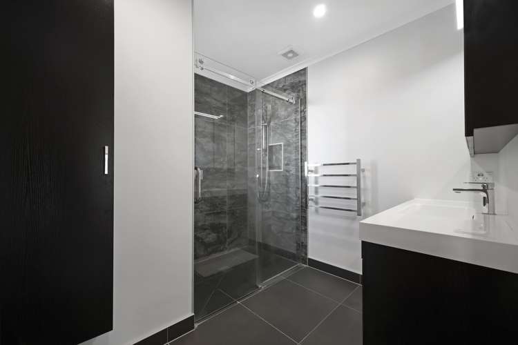 13 Walden Place Mangere East_14