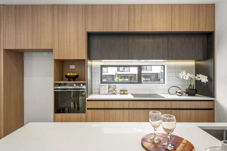 16-18 Handley Avenue Narrow Neck_6