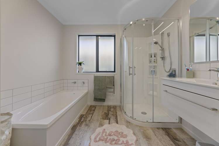 18 Goddard Way Sawyers Bay_25