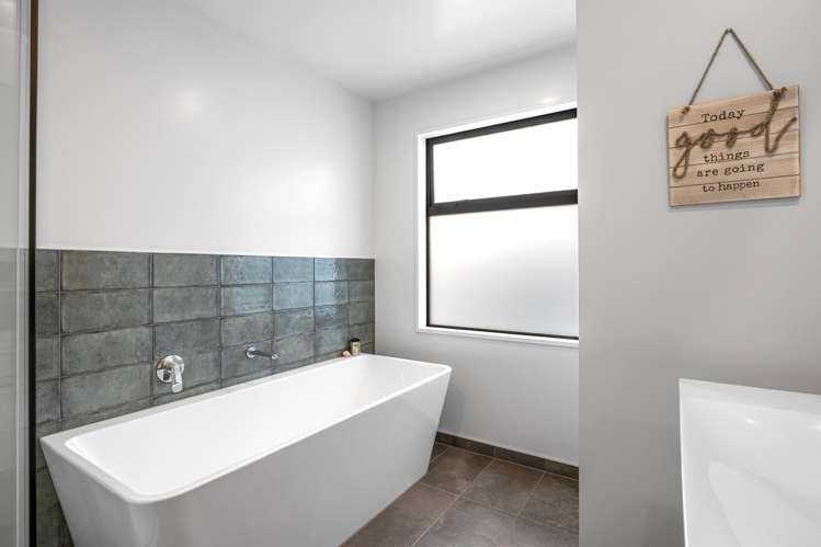 60 Quinn Crescent Woodend_13
