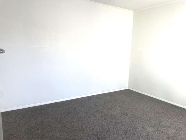  8/20 North Road The Wood_1