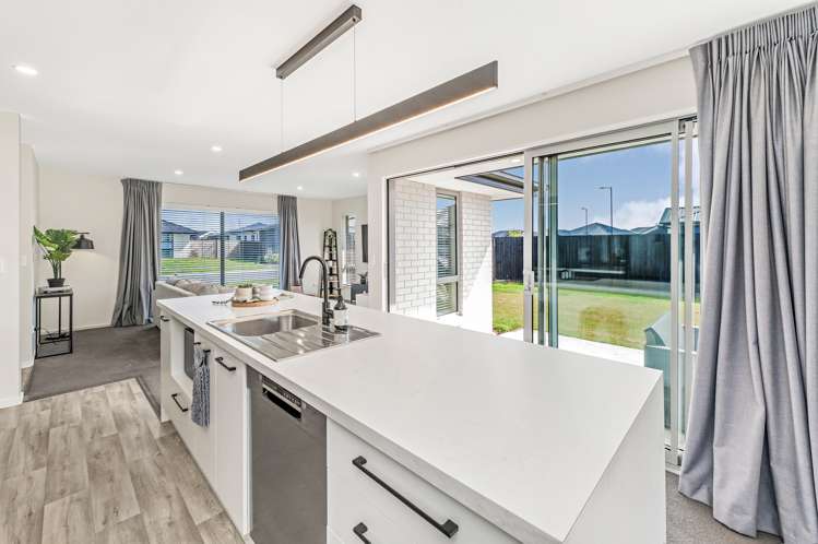 3 Letitia Street Burwood_6