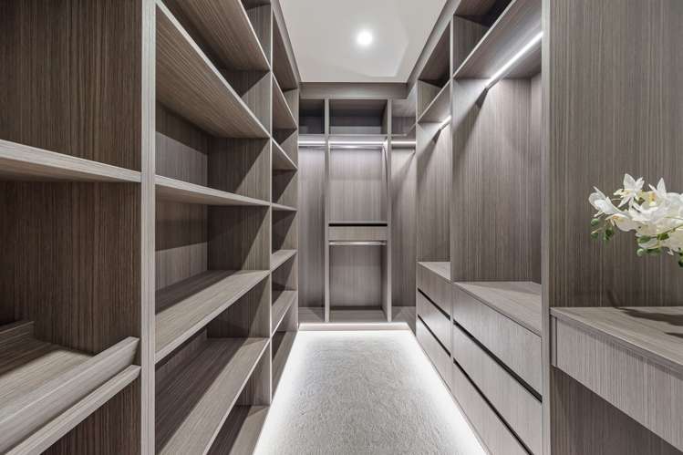 2 Taku Close Long Bay_19