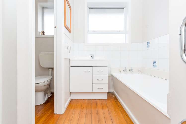 6 Oriana Crescent Hornby_8