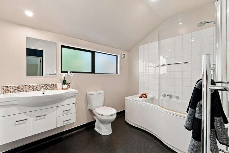 37 Lakewood Drive Burwood_18