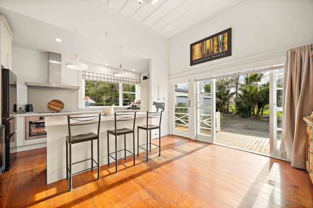 2179 State Highway 16 Helensville_4