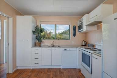 11 Hawk Hill Crescent_2