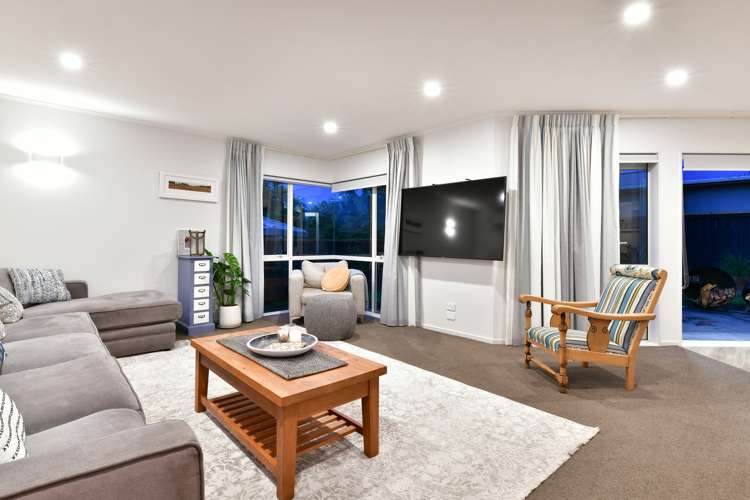 168 Centreway Road Orewa_6