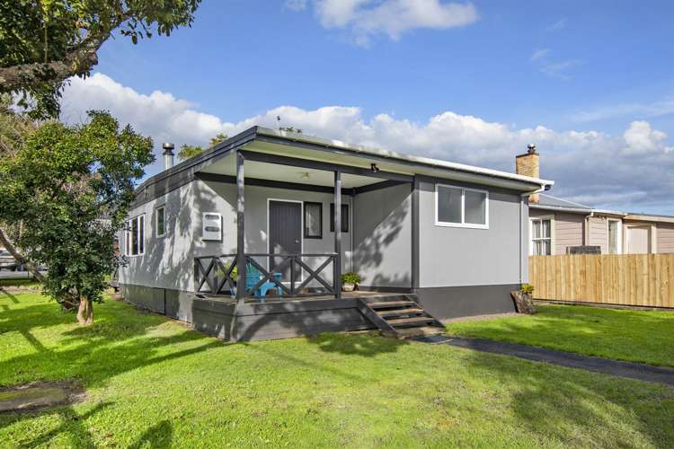 1 Park Street Hikurangi_1