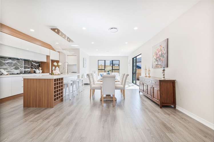 2 Cloonlyon Drive Flat Bush_6