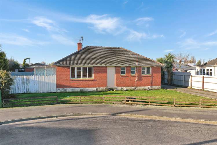 4 Beatty Crescent Hampstead_26