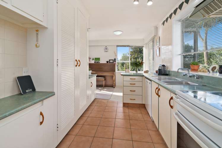 28 Fenruss Street Fairy Springs_6