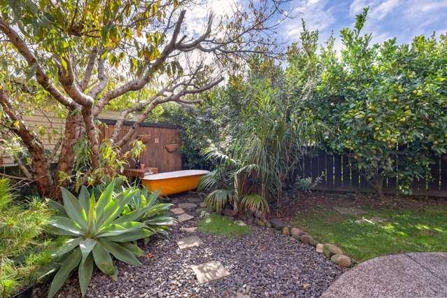 20 James Street Raglan_1