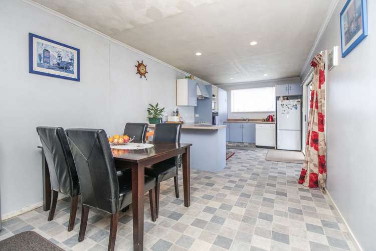 5 Karina Place Glen Eden_5