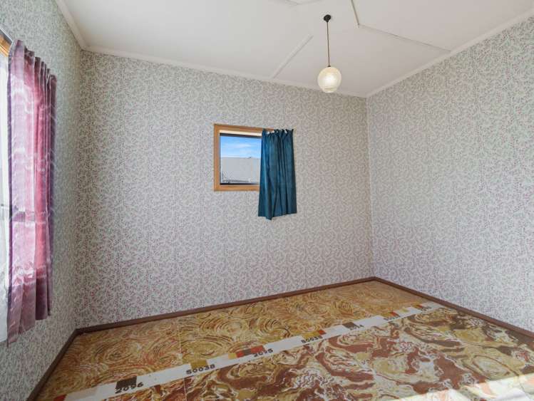 72 Ferry Road Clive_11
