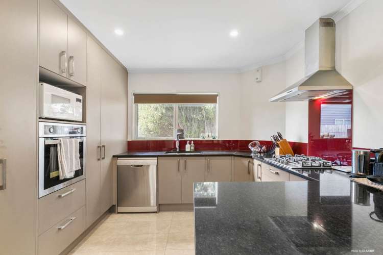 11 Karetai Crescent Favona_7