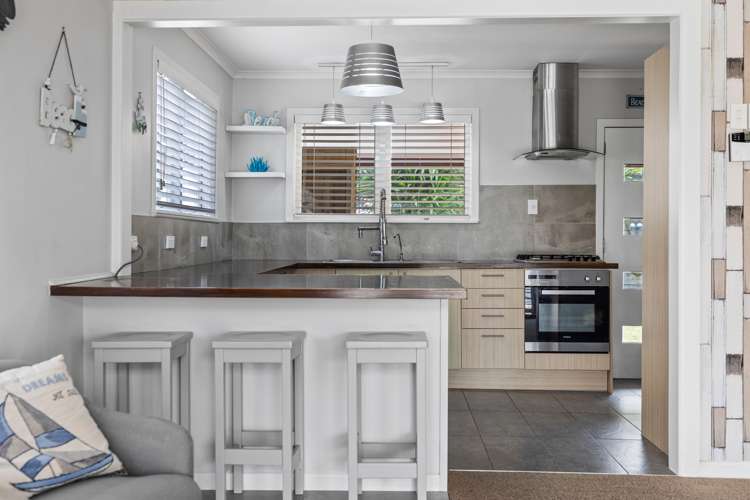 92 Pukehina Parade Pukehina_3