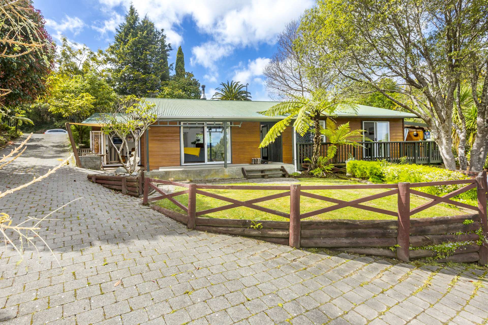 41 Sunnyview Drive Brown Owl_0