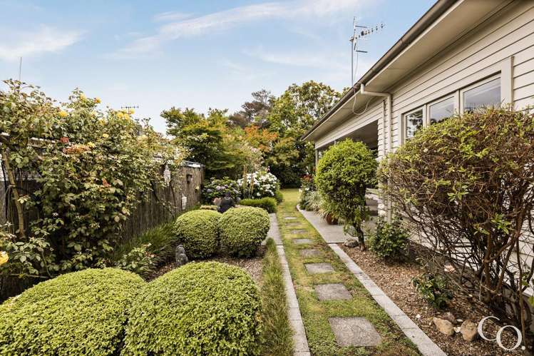 904 Frederick Street West Mahora_24