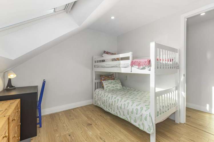 16 Long Road Waitakere_20