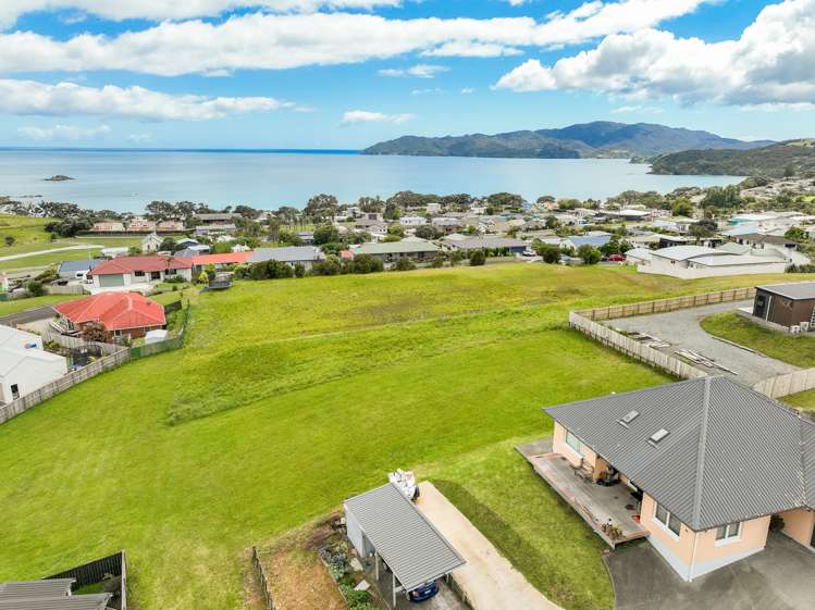 8 Freyja Crescent Coopers Beach_0