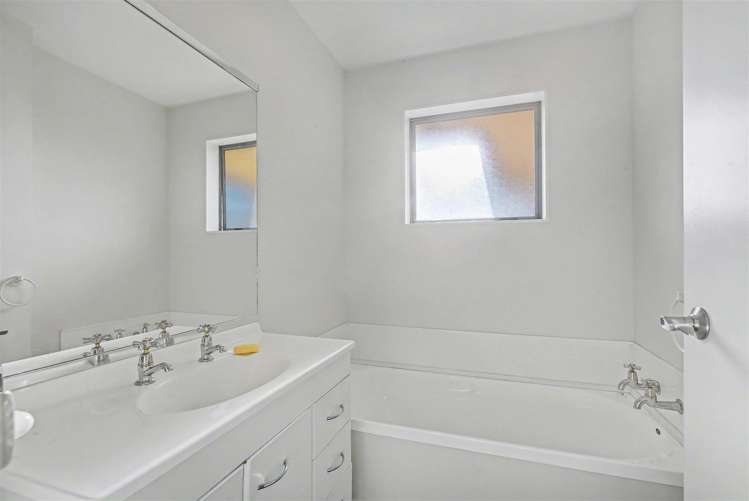 1 Rochfort Place Westport_12