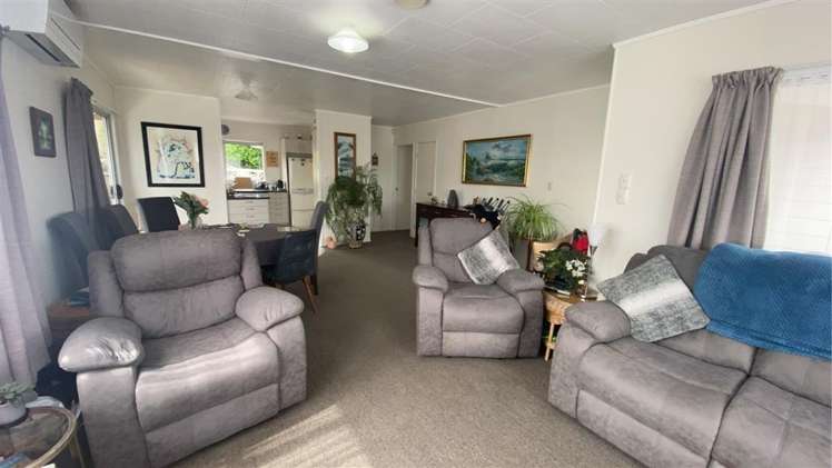135 Moire Rd 11426_3