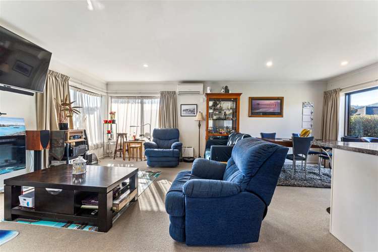 17 Liverpool Terrace Stoke_11