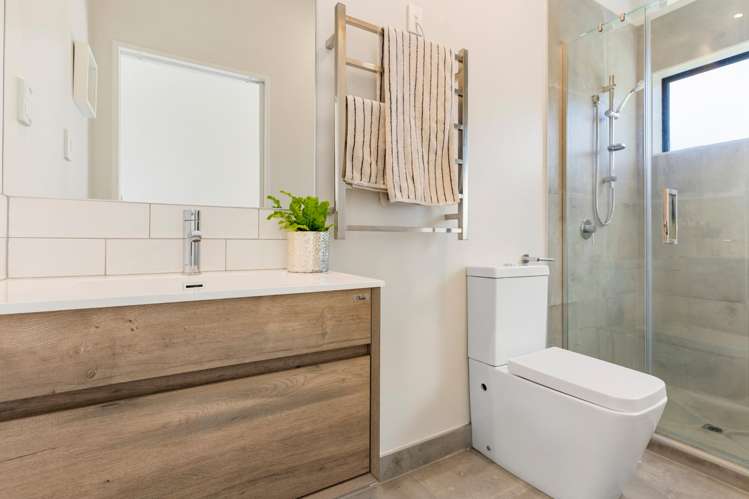 35E Seon Place Birkdale_11