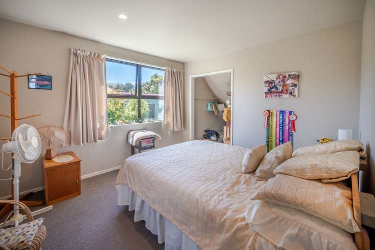 5 Ngaio Grove Robinsons Bay_23