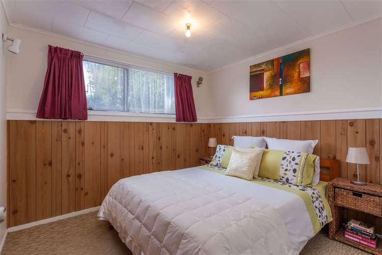 61 Solar Road Glen Eden_14