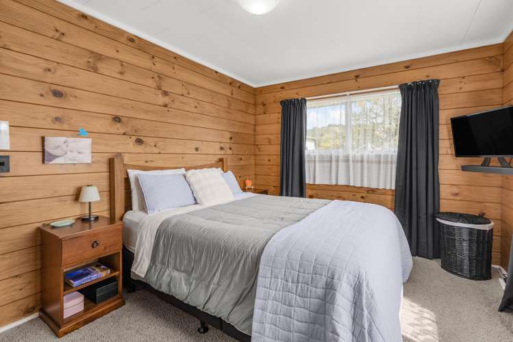 6 Garnet Grove Birchville_14