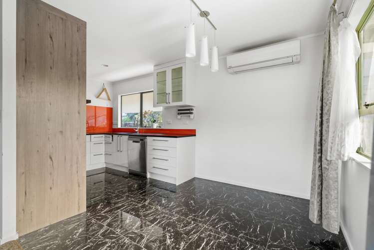 20A Pine Street New Lynn_8
