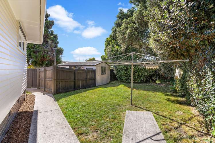 94 Tirimoana Road Te Atatu South_19