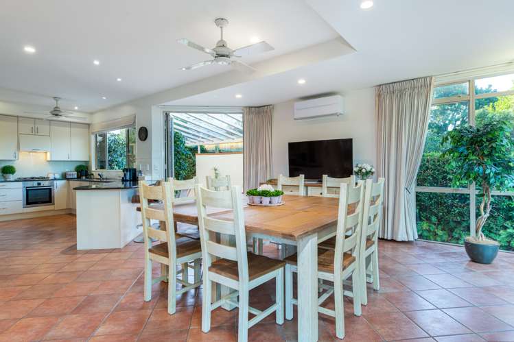 3/284 Lake Road Hauraki_9