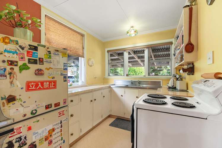 136 Lincoln Road Carterton_2