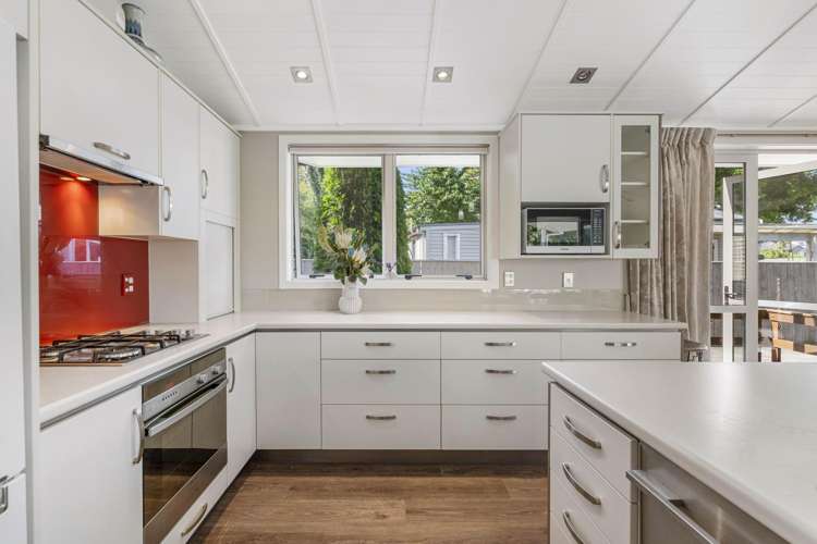 12 Kurupae Road Hilltop_10