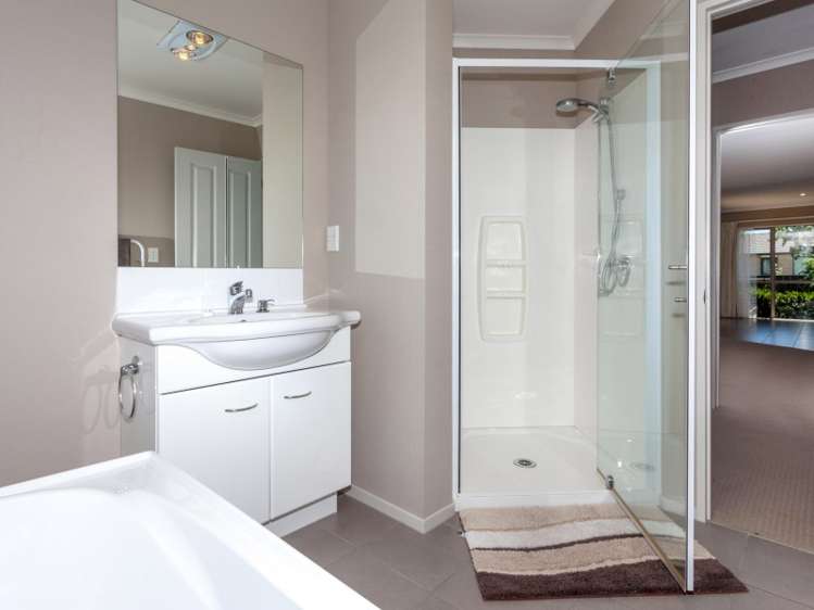 2 Edward Bullen Place Thames_11