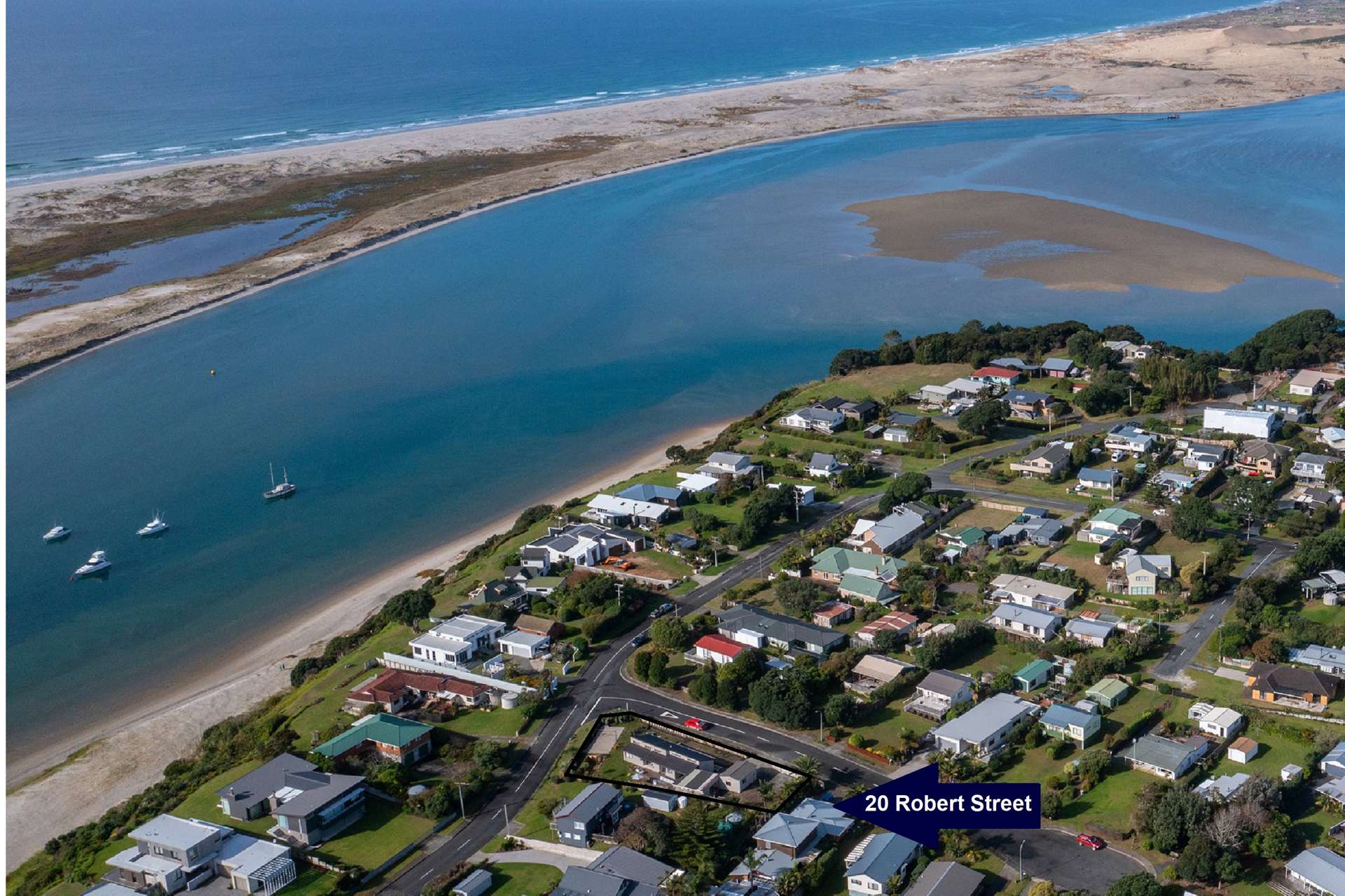 20 Robert Street Mangawhai Heads_0