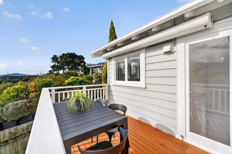 49A Glen Road Devonport_15