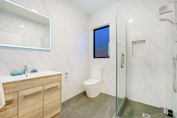 41 Bushfield Drive Flat Bush_23