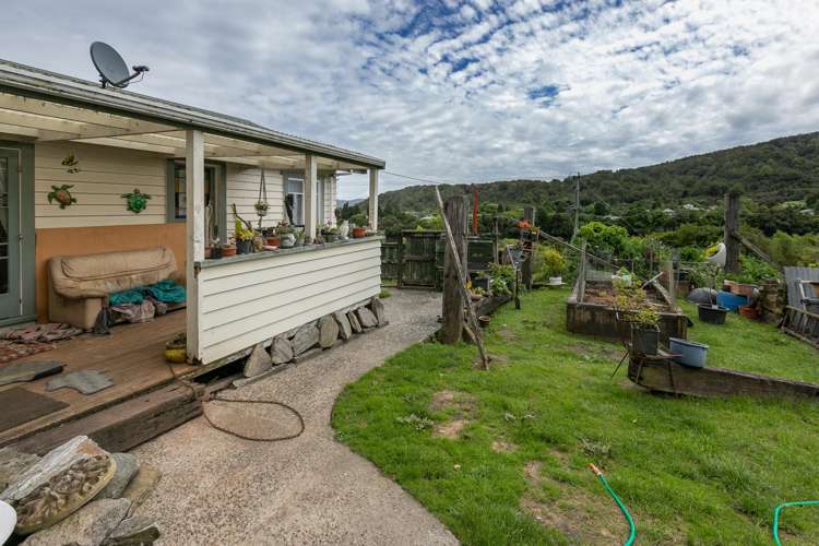 1042 State Highway 7 Dobson_11