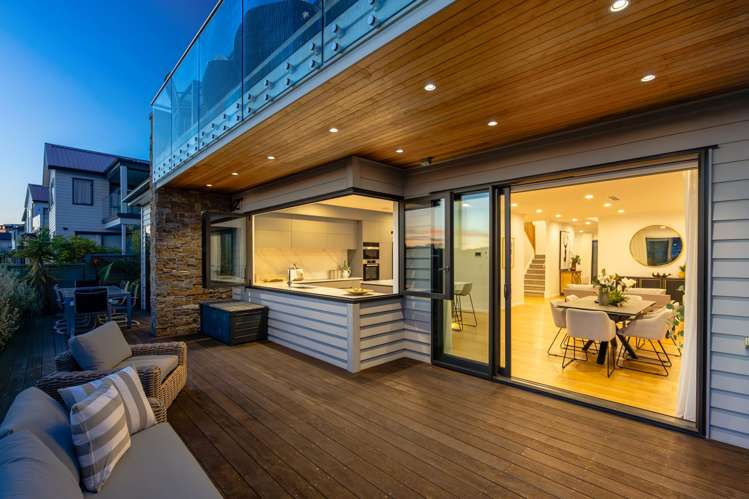 73 Headsail Drive Long Bay_9