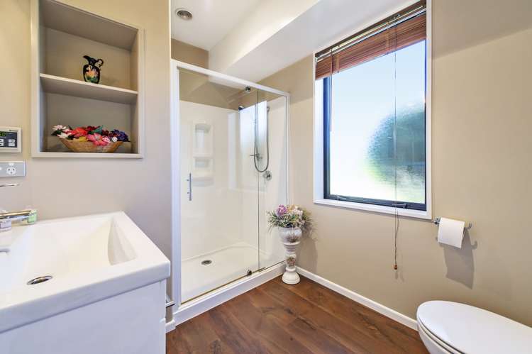 76 Stott Drive Darfield_18