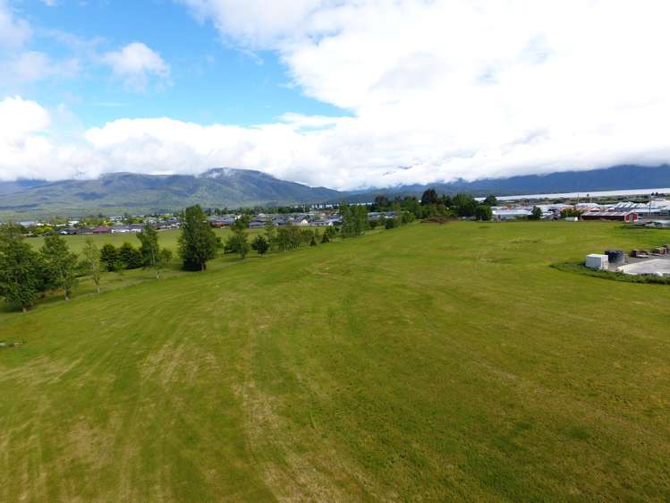 91 Sandy Brown Road Te Anau & Surrounds_2